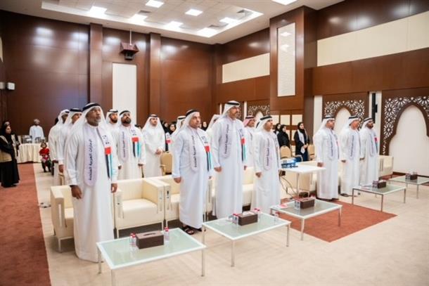 محاكم دبي تحيي عيد الاتحاد الثاني والخمسين لدولة الامارات العربية المتحدة  في أجواء احتفالية بمبنى محكمة الأحوال الشخصية 