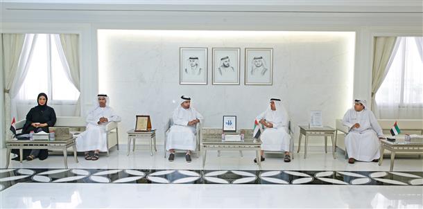 مدير عام محاكم دبي يستقبل مدير عام هيئة دبي الرقمية لمناقشة أفضل الخدمات الرقمية المتبعة في الدائرة مدير عام محاكم دبي يستقبل مدير عام هيئة دبي الرقمية لمناقشة أفضل الخدمات الرقمية المتبعة في الدائرة