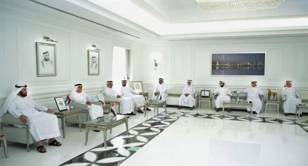 مدير عام محاكم دبي يستقبل المهنئين بعيد الفطر السعيد 