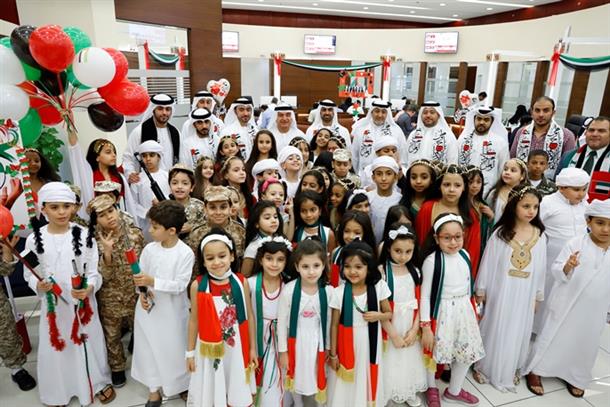 فروع الكاتب العدل والتسوية الودية للمنازعات في محاكم دبي تحتفل بمناسبة اليوم الوطني الـ 47  
