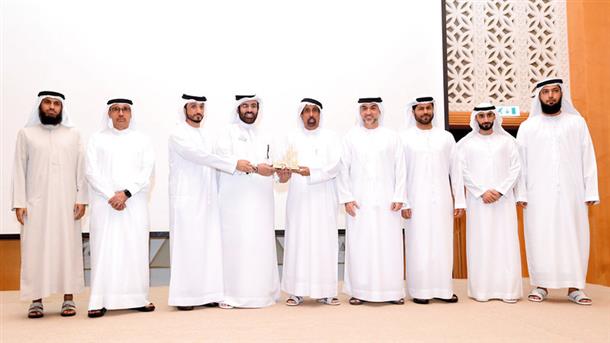 «محاكم دبي» و«إسـلامية دبي» و«الإمارات اليوم» تكرِّم داعمي مبادرة «ياك العون»