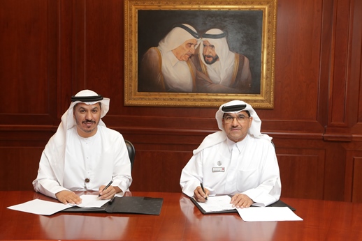 محاكم دبي توقع اتفاقية تعاون مع "مجموعة اتصالات"
