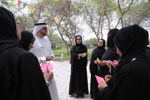 مجلس ( الجوهرة ) النسائي في محاكم دبي يعقد جلسة عصف ذهني لموظفات الدائرة