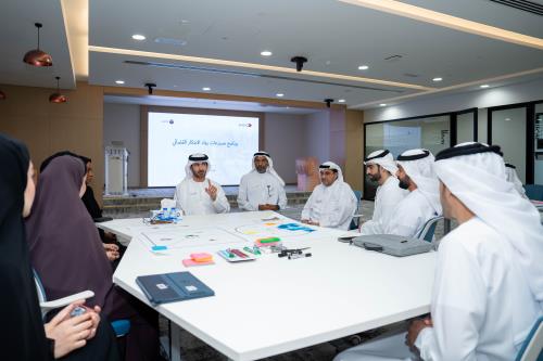 محاكم دبي تنظم ورشة "تطوير مفهوم عمل الأفكار وتوضيح القيمة" ضمن برنامج "مسرعات رواد الابتكار القضائي"